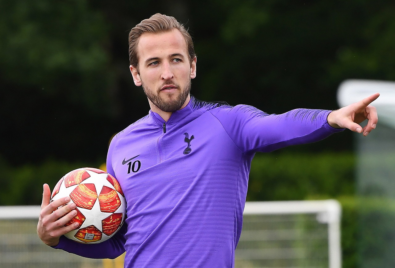 赛后集体讨 赛后集体讨